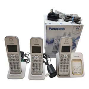 Panasonic KX TGD533W Cordless Phone System 3 Handsets Digital Answering Machine